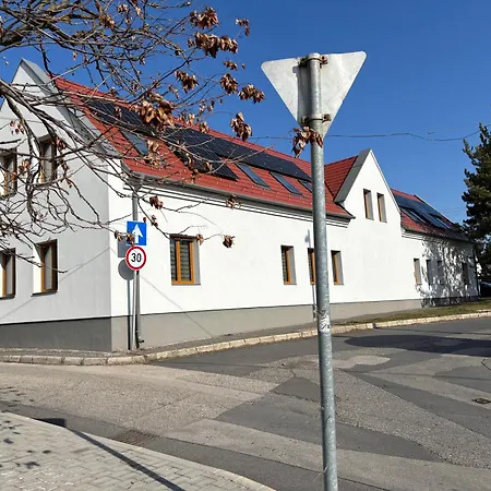 Voelgyhid Διαμέρισμα Veszprém